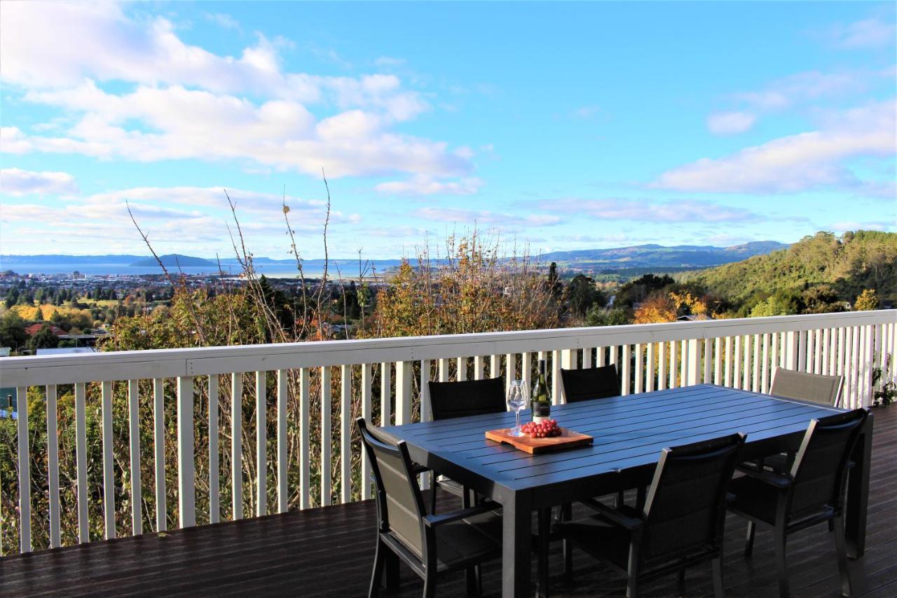 Serenity Views Rotorua Luaran gambar